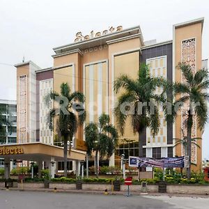 Selecta Hotel Medan Petisah R Signature